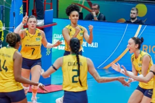 Brasil vence Colombia e segue invicto no Sul-Americano de Vôlei Feminino